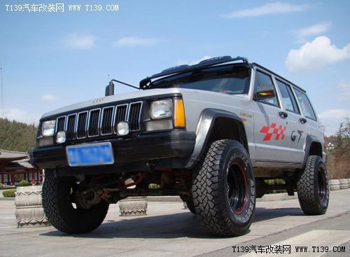 百花之夜李宛妲闪耀蓉城，尽显“新中式”之美